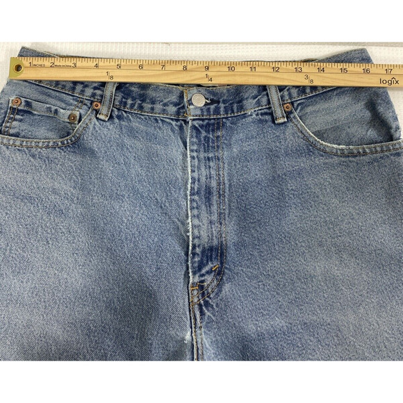 Levis 517 Jeans Mens 33 x 29 Bootcut Medium Wash Denim Casual Grunge Holes - Picture 4 of 16